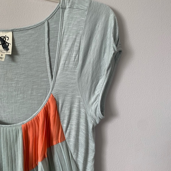 Anthropologie One September Accordion Pleated Colorblock Shirt - Picture 3 of 6